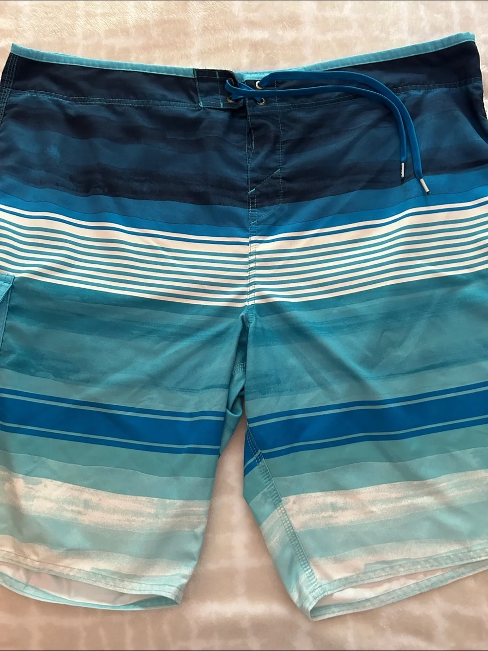 O'Neill Men’s Santa Cruz Stripe Boardshorts Size 42W, 11 inseam